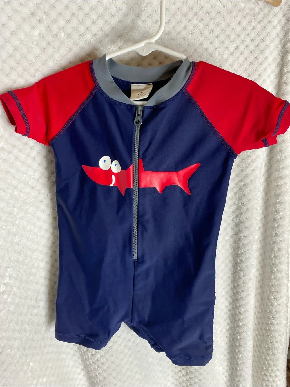 Hanna Andersson Navy and Red Short-Sleeve Zippered OnePiece swimsuit